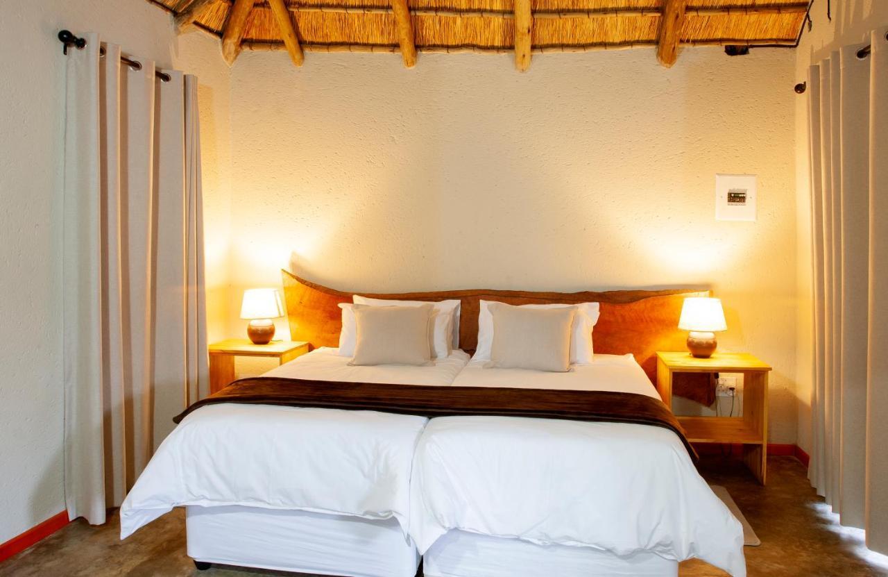 Mbabat Bongan Safari Lodge מראה חיצוני תמונה