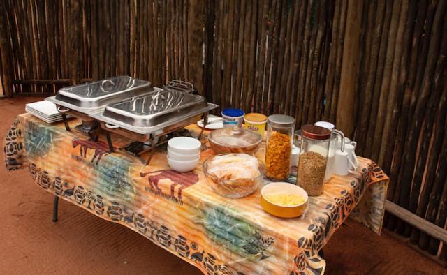 Mbabat Bongan Safari Lodge מראה חיצוני תמונה
